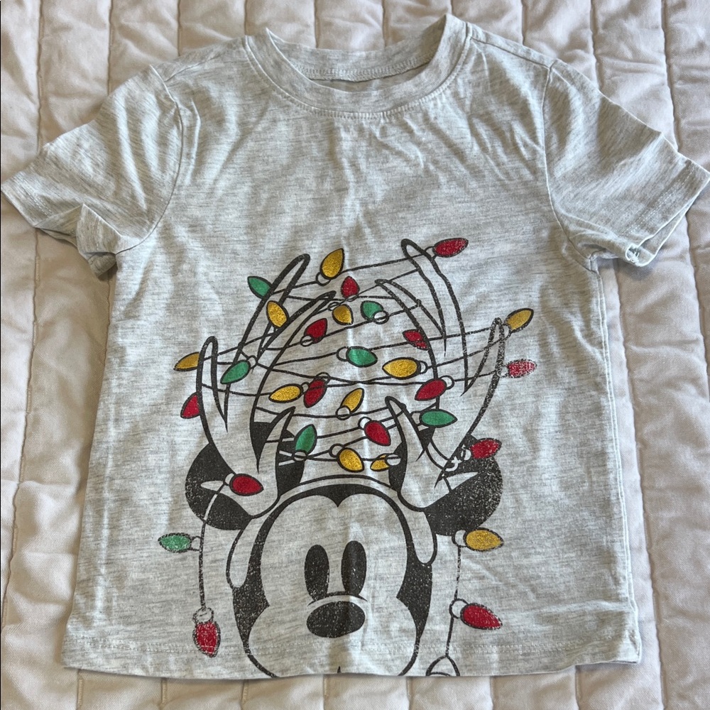 Disney Light Gray Mickey Mouse Holiday T-Shirt